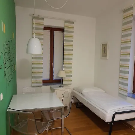 Hotel Economy